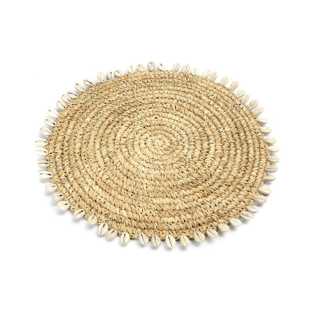 Natural raffia shell pan coaster