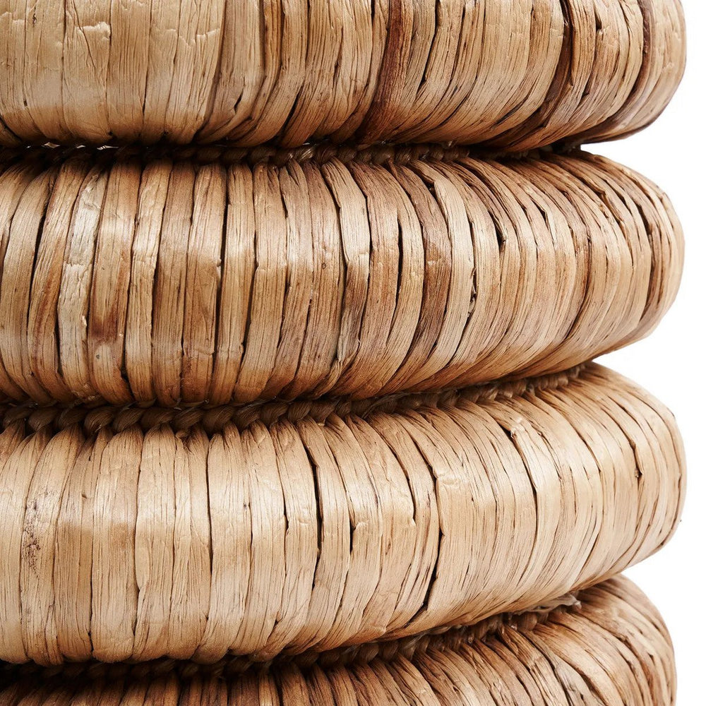 Beige woven seagrass basket with handles
