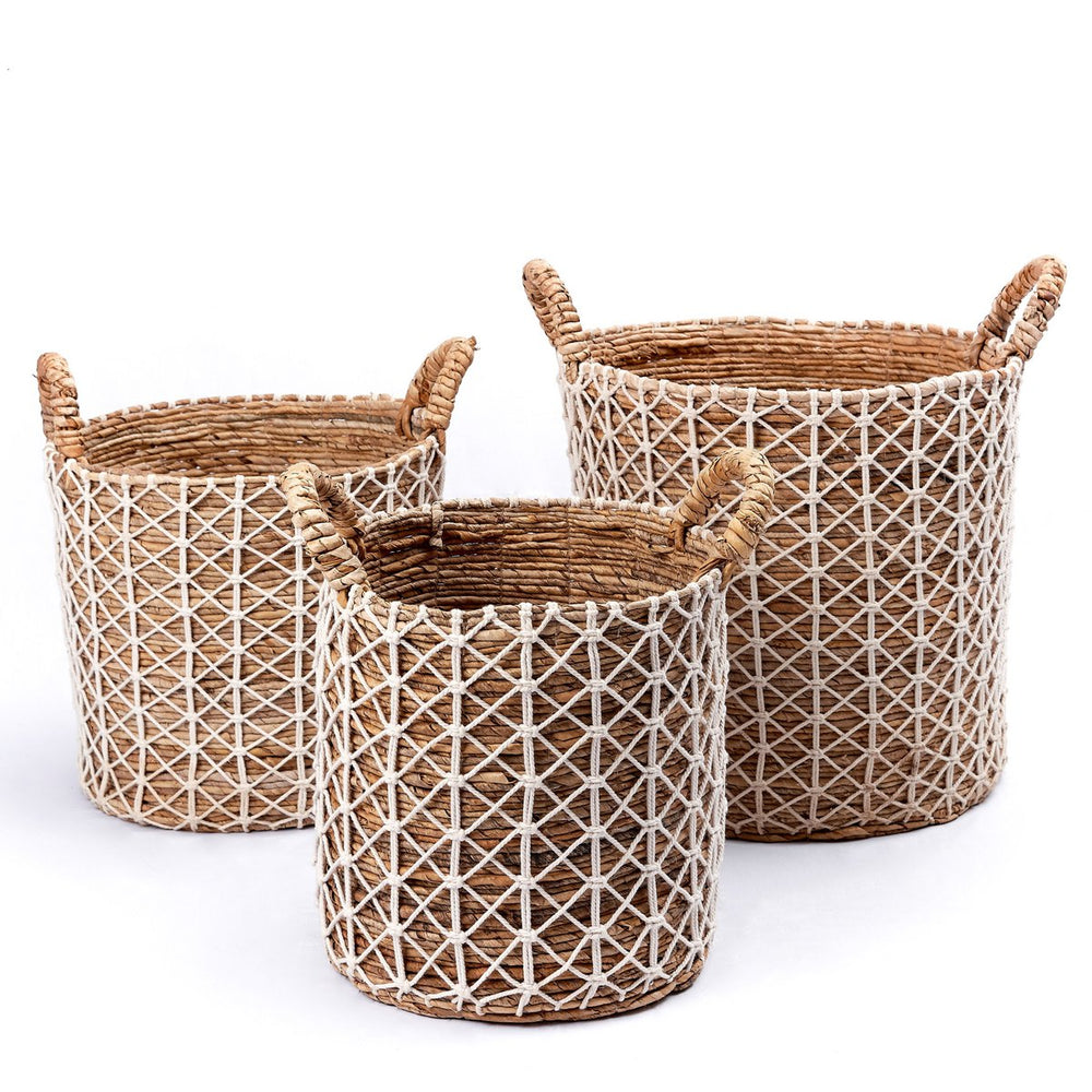 Brown banana fibre basket with white cotton woven pattern
